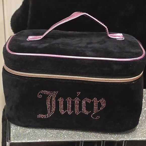 Juicy Couture Pink Rhinestone Logo Veliur Cosmetic Case - Picture 3 of 9